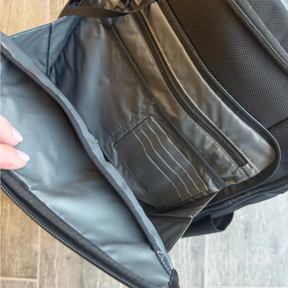 TUMI TECH BLACK COMPUTER TRAVEL BACKPACK